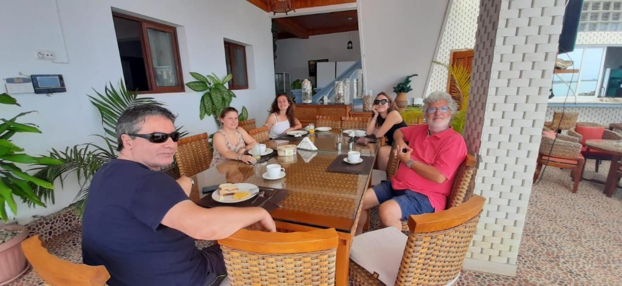 Hotel Residencial Ramire-Tour Benguela Bagian luar foto