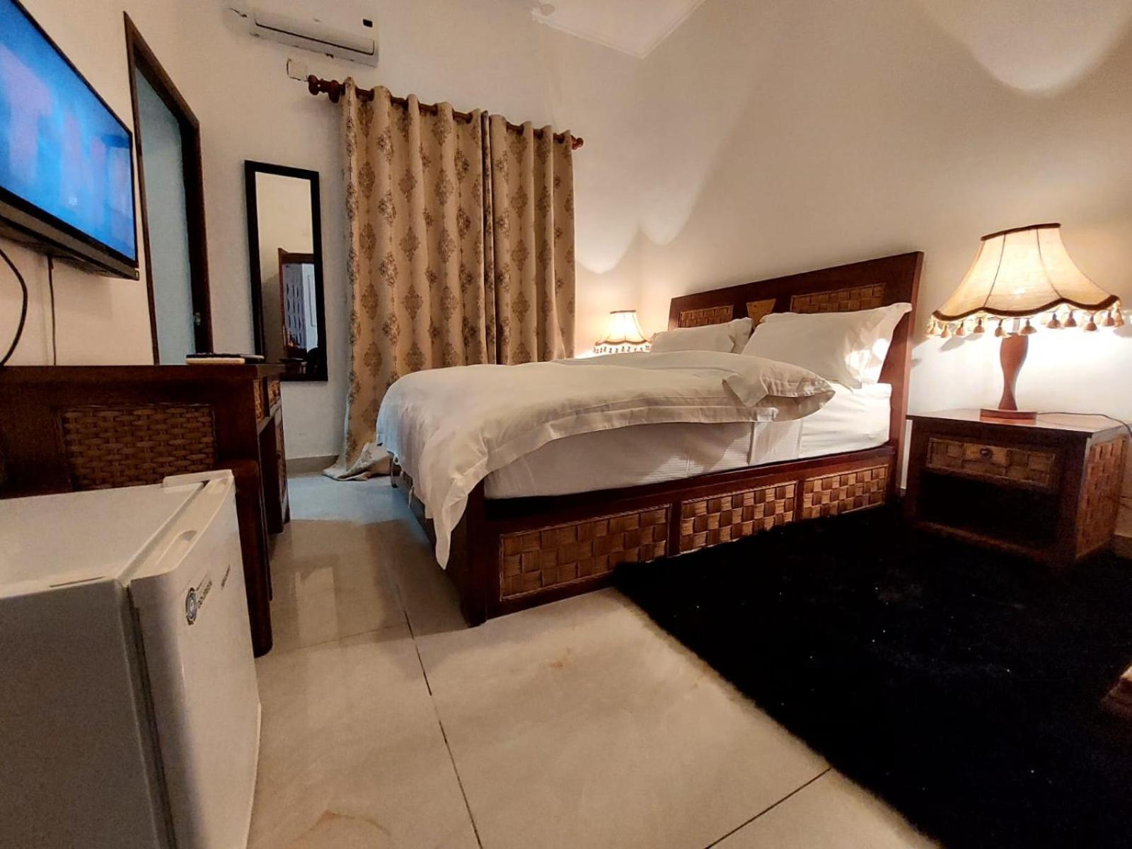 Hotel Residencial Ramire-Tour Benguela Bagian luar foto